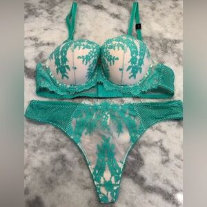 Victoria’s Secret Teal Lace Crystal Bra Set 38B + XL Thong